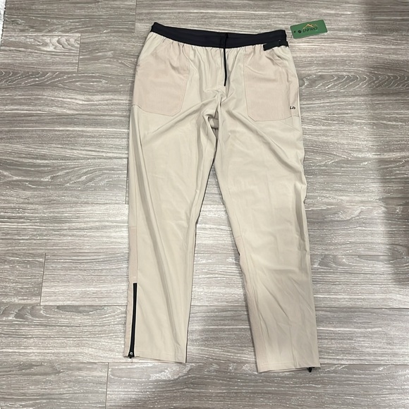 Unipro joggers. Size L. NWT - Picture 2 of 7